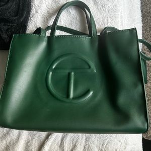 Medium Telfar bag